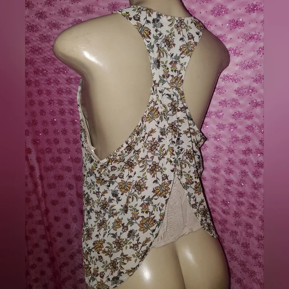 Floral Racerback Tank - Picture 3 of 3